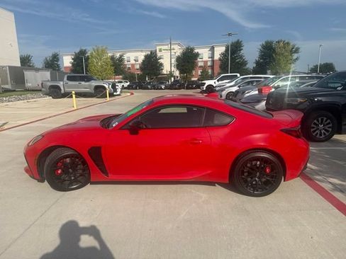 Used 2025 Toyota GR86 Premium w/ Performance Package RWD image 6