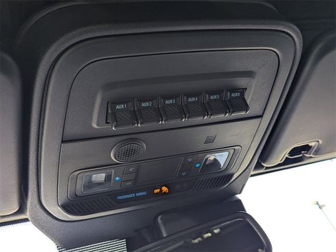 Used 2023 Ford Bronco Outer Banks image 20