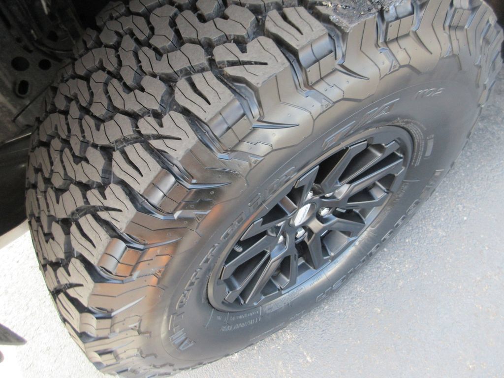 Used 2024 Ford F150 Raptor AWD/4WD image 14
