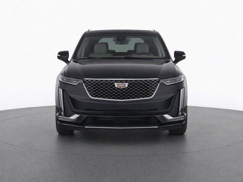 Used 2020 Cadillac XT6 Premium Luxury w/ Platinum Package AWD/4WD image 5