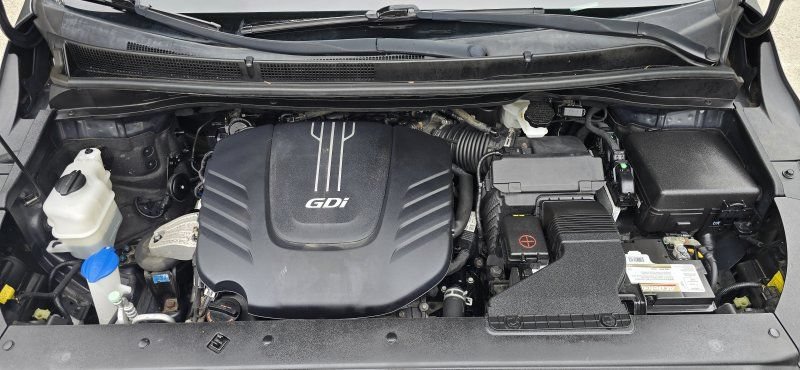 Used 2017 Kia Sedona SX FWD image 34