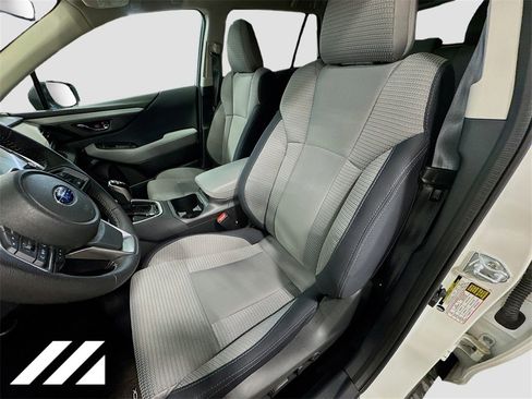 Used 2025 Subaru Outback Premium image 21