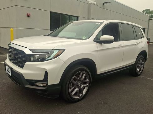 Used 2023 Honda Passport EX-L image 3