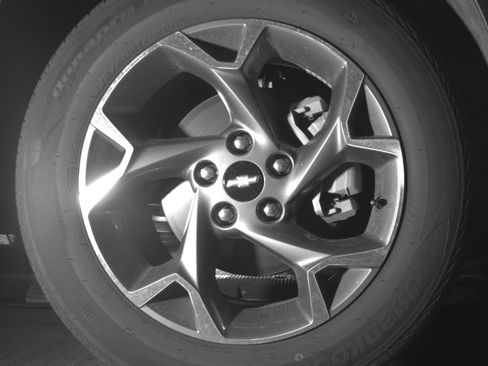 Used 2025 Chevrolet Trax LT FWD image 13