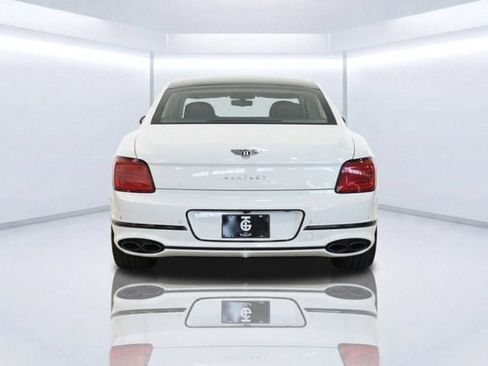 Used 2024 Bentley Flying Spur V8 AWD/4WD image 4