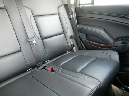 Used 2018 GMC Yukon SLT w/ Open Road Package AWD/4WD image 14