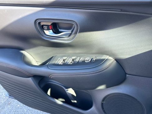 Certified 2026 Honda HR-V Sport image 32