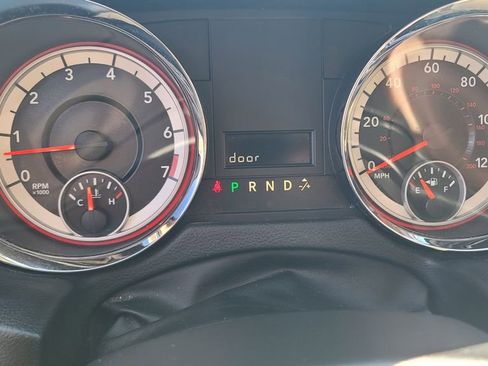 Used 2015 Dodge Grand Caravan SXT FWD image 20
