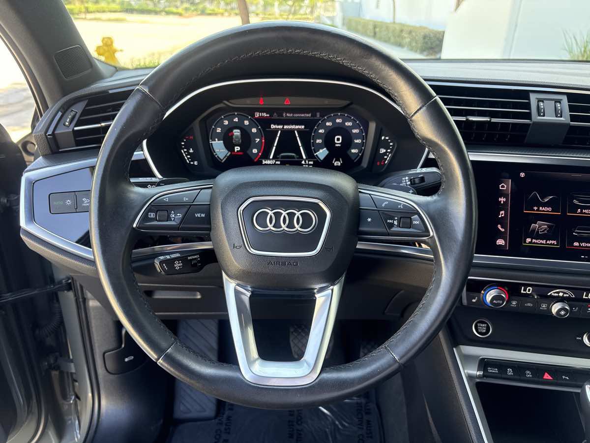 Used 2022 Audi Q3 2.0T Premium Plus w/ Premium Plus Package AWD/4WD image 22