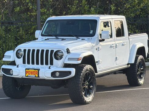 Used 2021 Jeep Gladiator Overland image 8