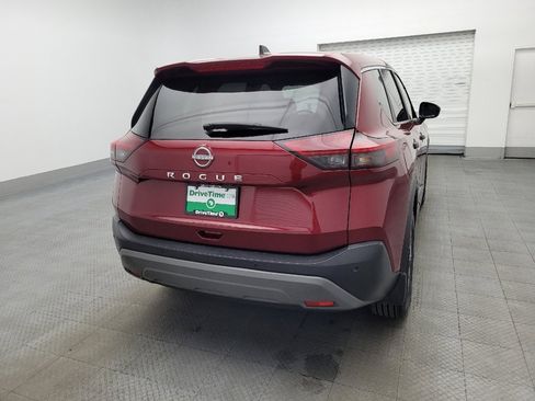 Used 2023 Nissan Rogue S image 7