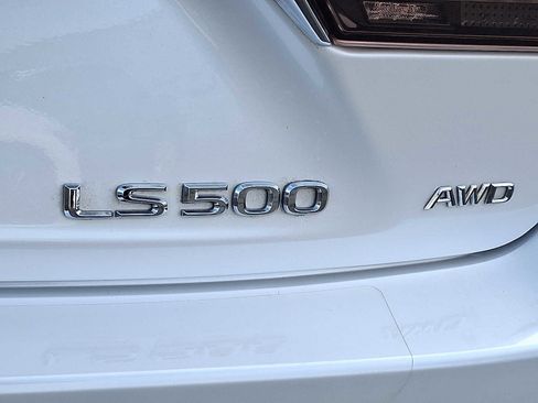 Used 2024 Lexus LS 500 AWD w/ Luxury Package image 30