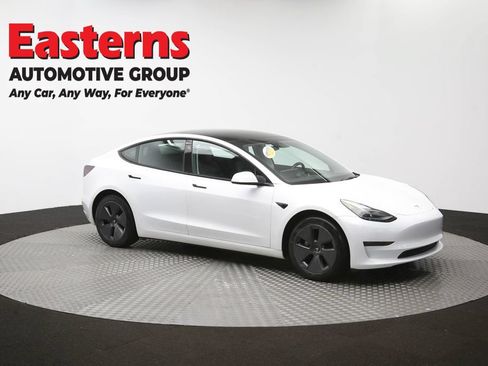 Used 2023 Tesla Model 3 Standard Range RWD image 43