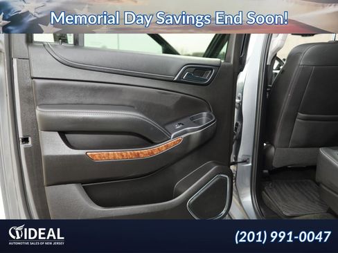 Used 2018 Chevrolet Suburban Premier AWD/4WD image 24