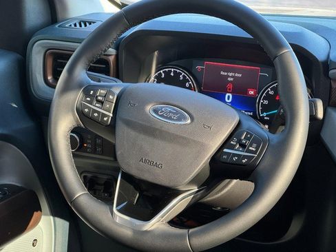 Used 2024 Ford Maverick Lariat w/ FX4 Off-Road Package image 12