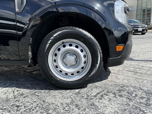 Used 2024 Ford Maverick XL image 9