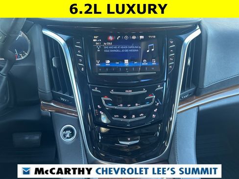 Used 2019 Cadillac Escalade Luxury image 17