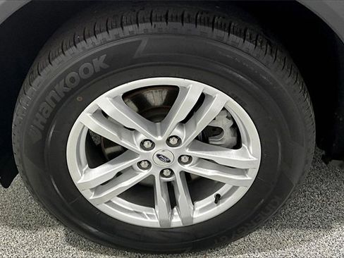 Used 2021 Ford Explorer XLT w/ Equipment Group 202A image 33