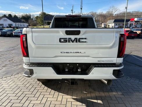 New 2026 GMC Sierra 2500 Denali Ultimate w/ Max Trailering Package image 10