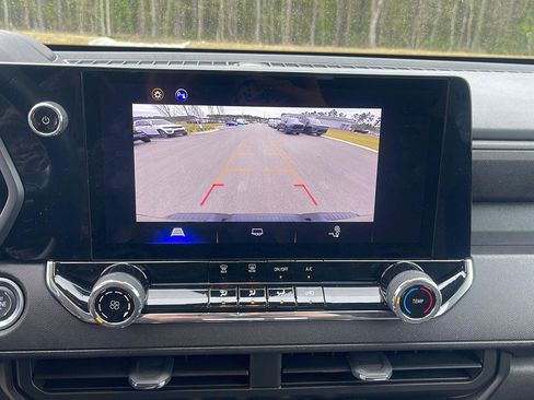 Used 2024 Chevrolet Colorado Trail Boss w/ Advanced Trailering Package image 18