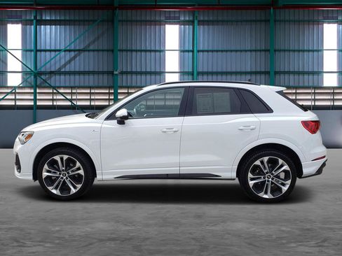 Used 2022 Audi Q3 2.0T Premium Plus AWD/4WD image 2