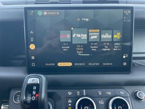 Used 2024 Land Rover Defender 110 X image 20