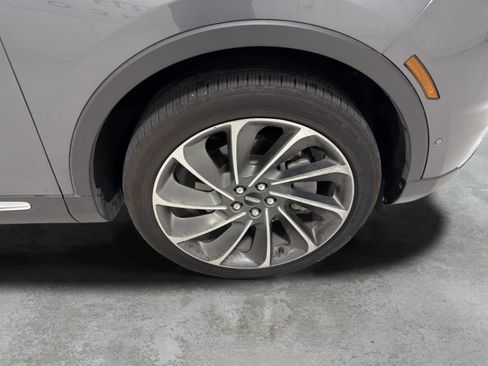 Used 2022 Lincoln Nautilus Reserve w/ Equipment Group 201A AWD/4WD image 21