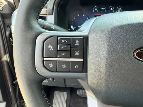 Used 2025 Ford F150 Lariat w/ Equipment Group 502A High AWD/4WD image 17