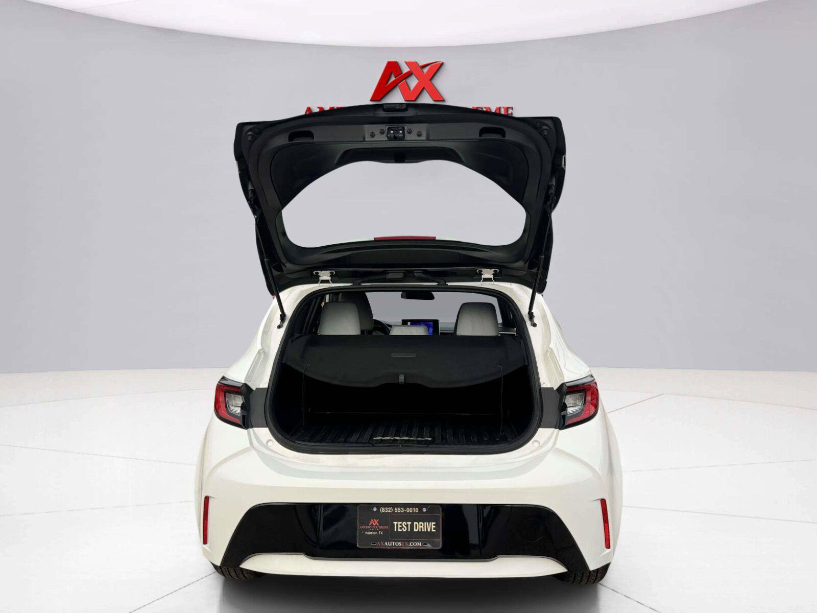 Used 2024 Toyota Corolla SE FWD image 44