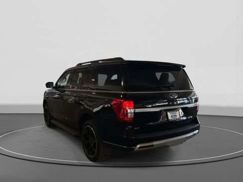 Used 2024 Ford Expedition XLT image 7