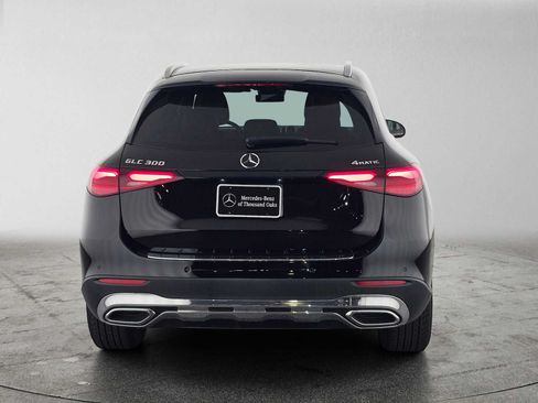 Used 2023 Mercedes-Benz GLC 300 4MATIC image 4