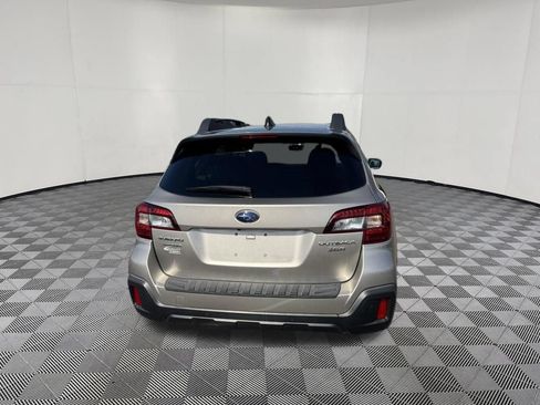 Used 2018 Subaru Outback 3.6R Limited AWD/4WD image 5