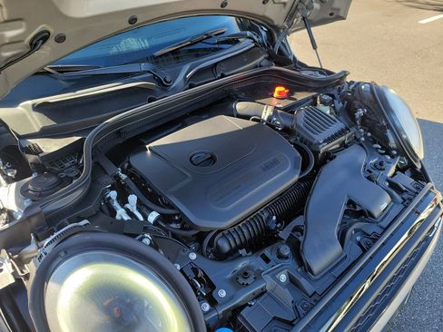 Used 2023 MINI Cooper S image 39