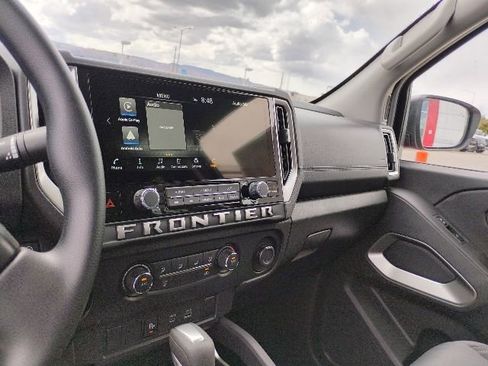 New 2026 Nissan Frontier SV w/ Tow Package AWD/4WD image 15