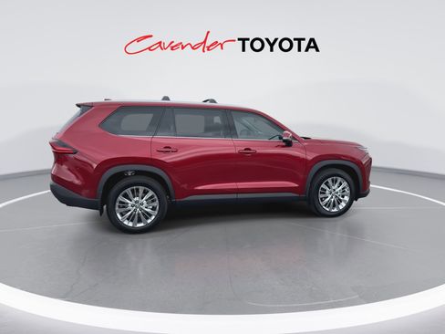 Certified 2026 Toyota Grand Highlander Platinum image 9