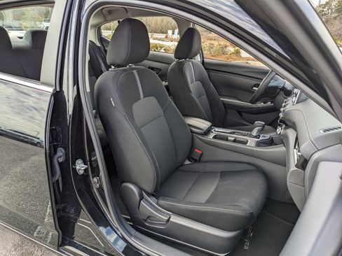 Used 2024 Nissan Sentra SV image 44