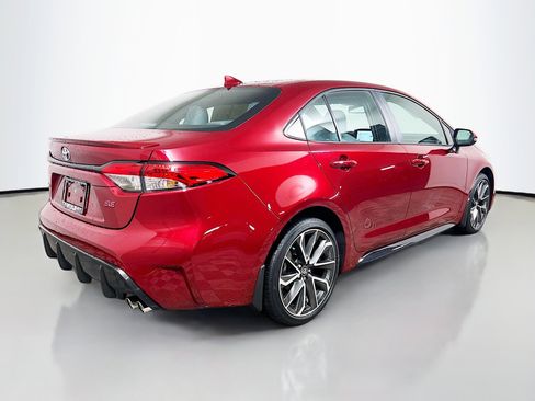 Used 2025 Toyota Corolla SE image 4