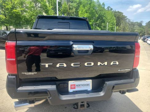 Used 2025 Toyota Tacoma 4x4 Double Cab Hybrid image 5