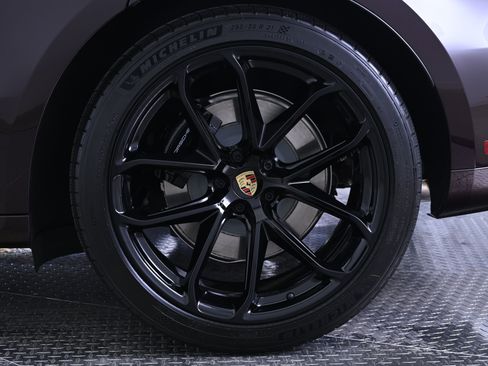 Used 2026 Porsche Macan GTS image 12