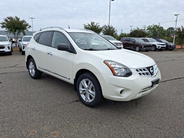 Used 2015 Nissan Rogue S w/ Convenience Package AWD/4WD image 2