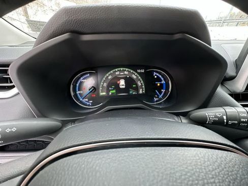 New 2025 Toyota RAV4 XLE w/ Convenience Package image 12