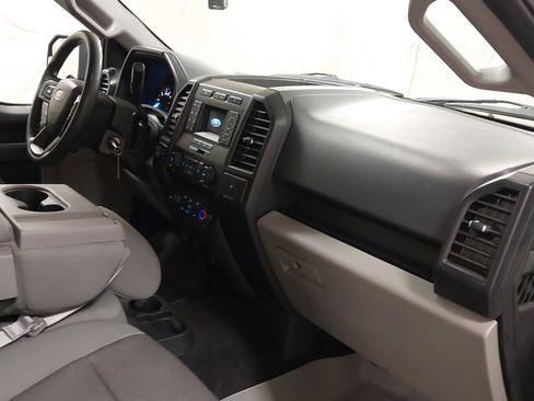 Used 2019 Ford F150 XL w/ Equipment Group 101A Mid AWD/4WD image 28