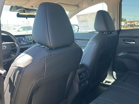 New 2026 Nissan Murano SV image 14