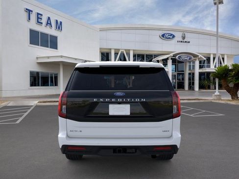 New 2026 Ford Expedition Max Active AWD/4WD image 5
