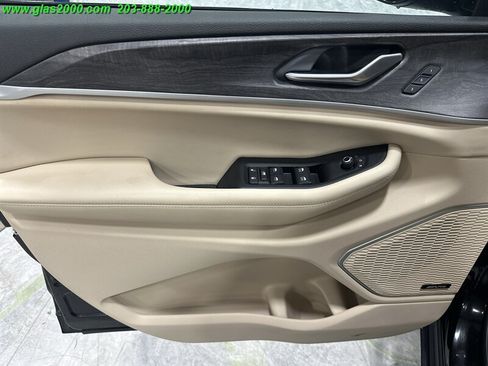 Used 2022 Jeep Grand Cherokee L Limited AWD/4WD image 28