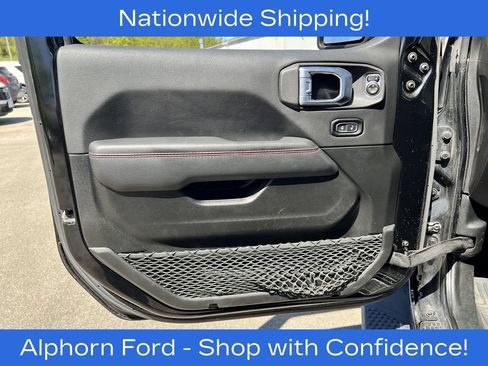 Used 2022 Jeep Wrangler Unlimited Rubicon w/ Steel Bumper Group AWD/4WD image 11