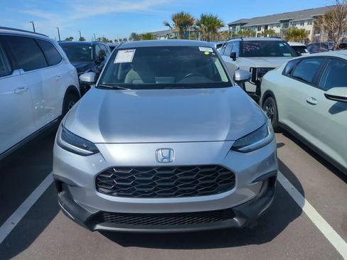 Used 2024 Honda HR-V LX image 2