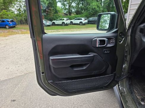 Used 2022 Jeep Wrangler Unlimited Sport AWD/4WD image 24