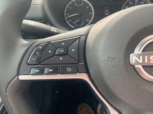 Certified 2025 Nissan Sentra SV FWD image 15