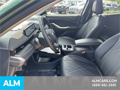 Used 2025 Ford Mustang Mach-E Select RWD image 10